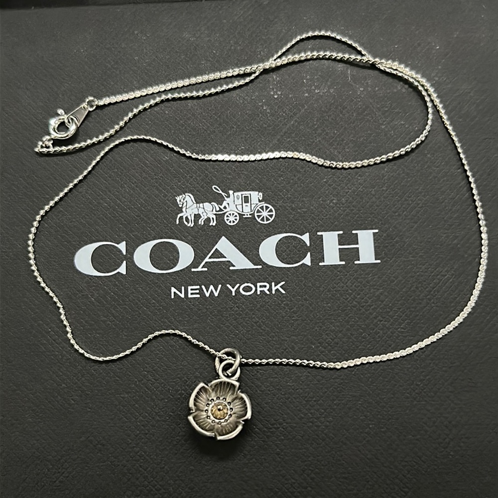 Coach Tea Rose Signature Flower Necklace Charm Jewelry Bag Choker Accessory
